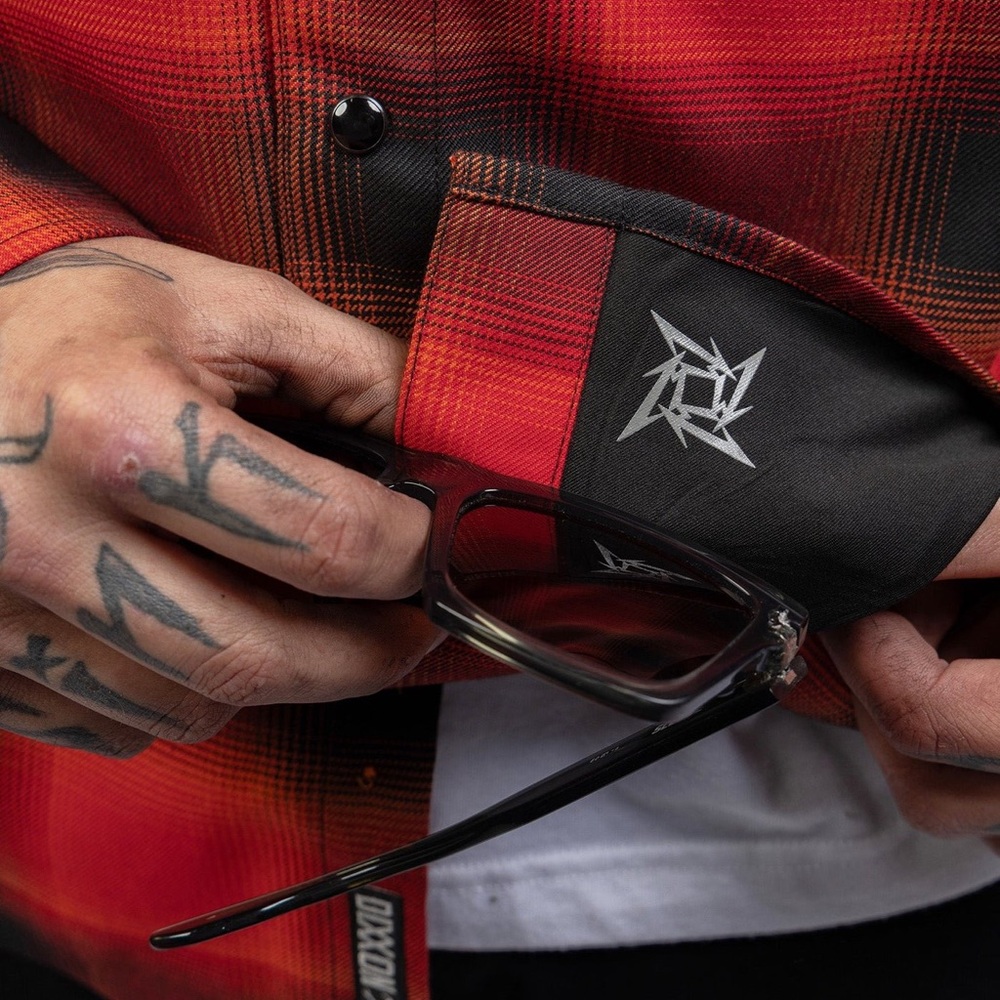 DIXXON Metallica - Load Flannel Shirt - Picture 6 of 8